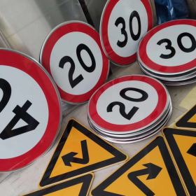 萍乡市限速标志牌 交通限高架 高速公路指示牌 道路标志杆 厂家 价格